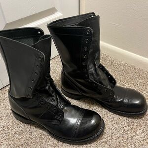 Men's Sleek Black Leather Lace-Up Boots